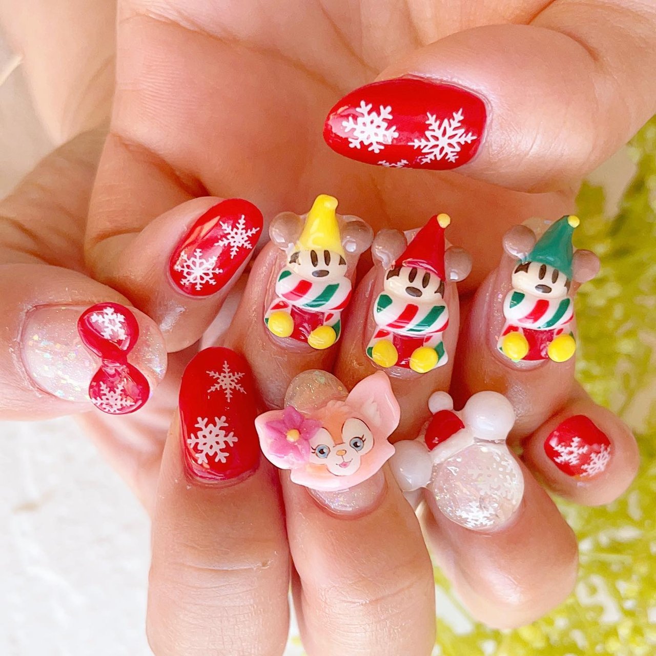 冬/クリスマス/ハンド/3D/ミディアム - NICHI nail salon u0026 schoolのネイルデザイン[No.7736873]｜ネイルブック