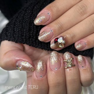 2025年】新着順｜秋/#ルイヴィトンのネイルデザイン｜ネイルブック