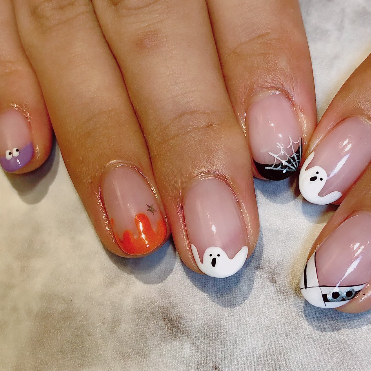 秋 ハロウィン ハンド フレンチ ニュアンス Nail106g 西日暮里駅前 のネイルデザイン No ネイルブック
