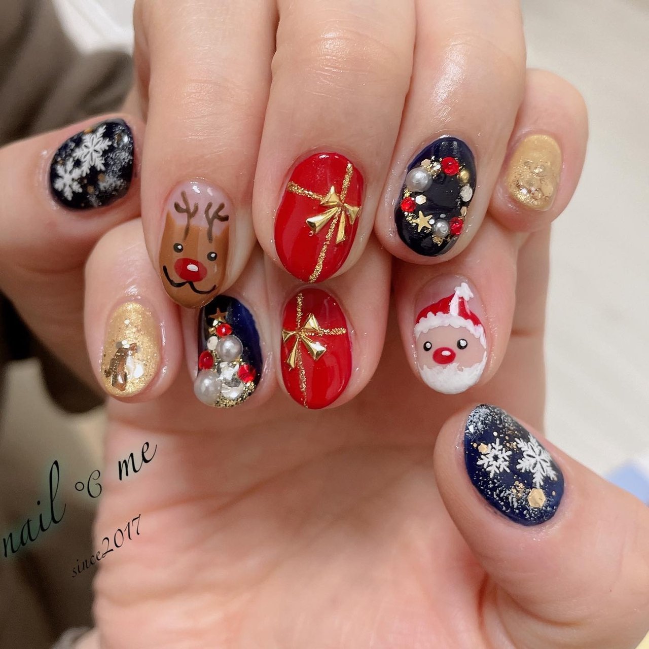 冬クリスマスジェルネイル - Nail ℃ me【ネイルドミー 】のネイルデザイン[No.7765253]｜ネイルブック