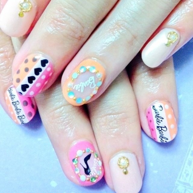 デート ハンド キャラクター カラフル ジェル Nailsalon Juveliaのネイルデザイン No 860 ネイルブック