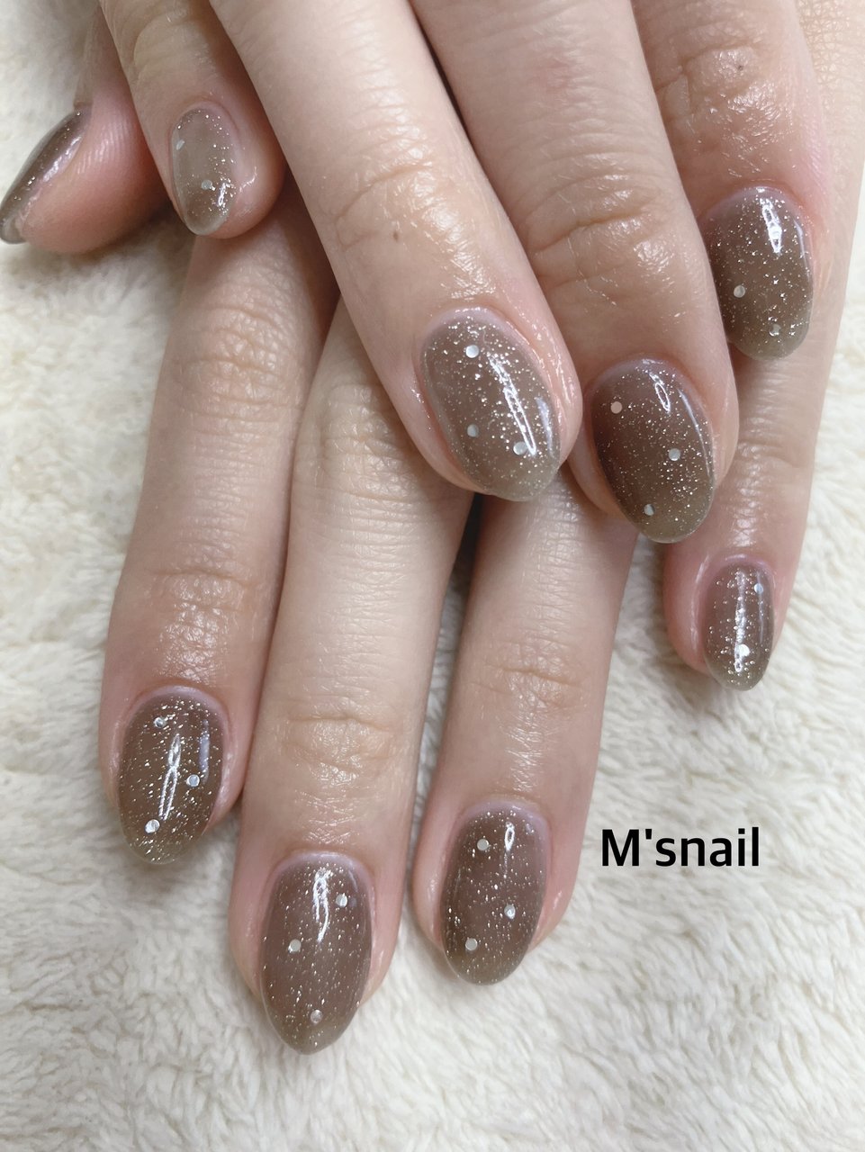 冬 旅行 ハンド キラキラ ミディアム M S Nailのネイルデザイン No ネイルブック