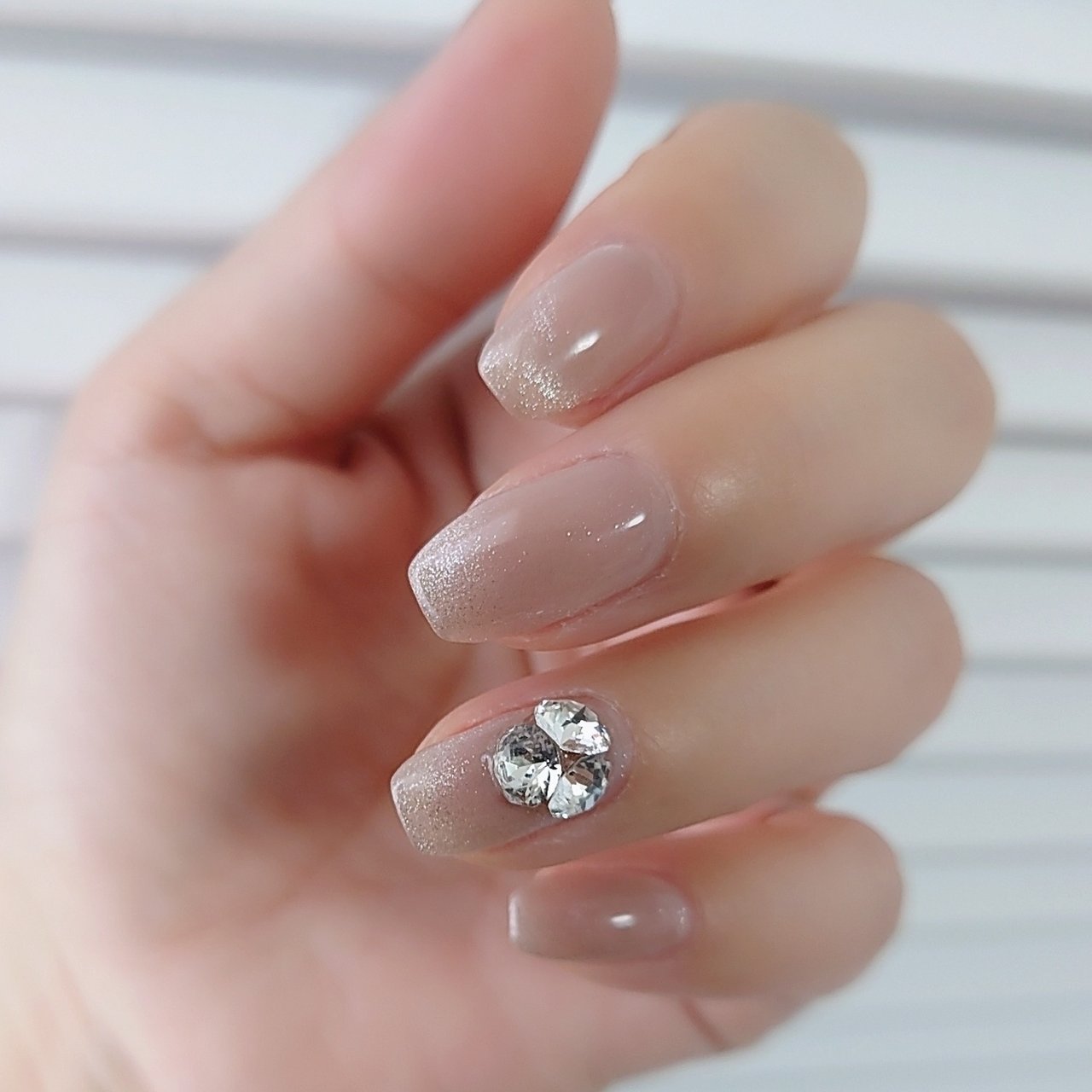 新品　ripinail リピネイル　フレンチ✖️ビジュー オールシーズン/ハンド/フレンチ/ビジュー/ホワイト - A . nail