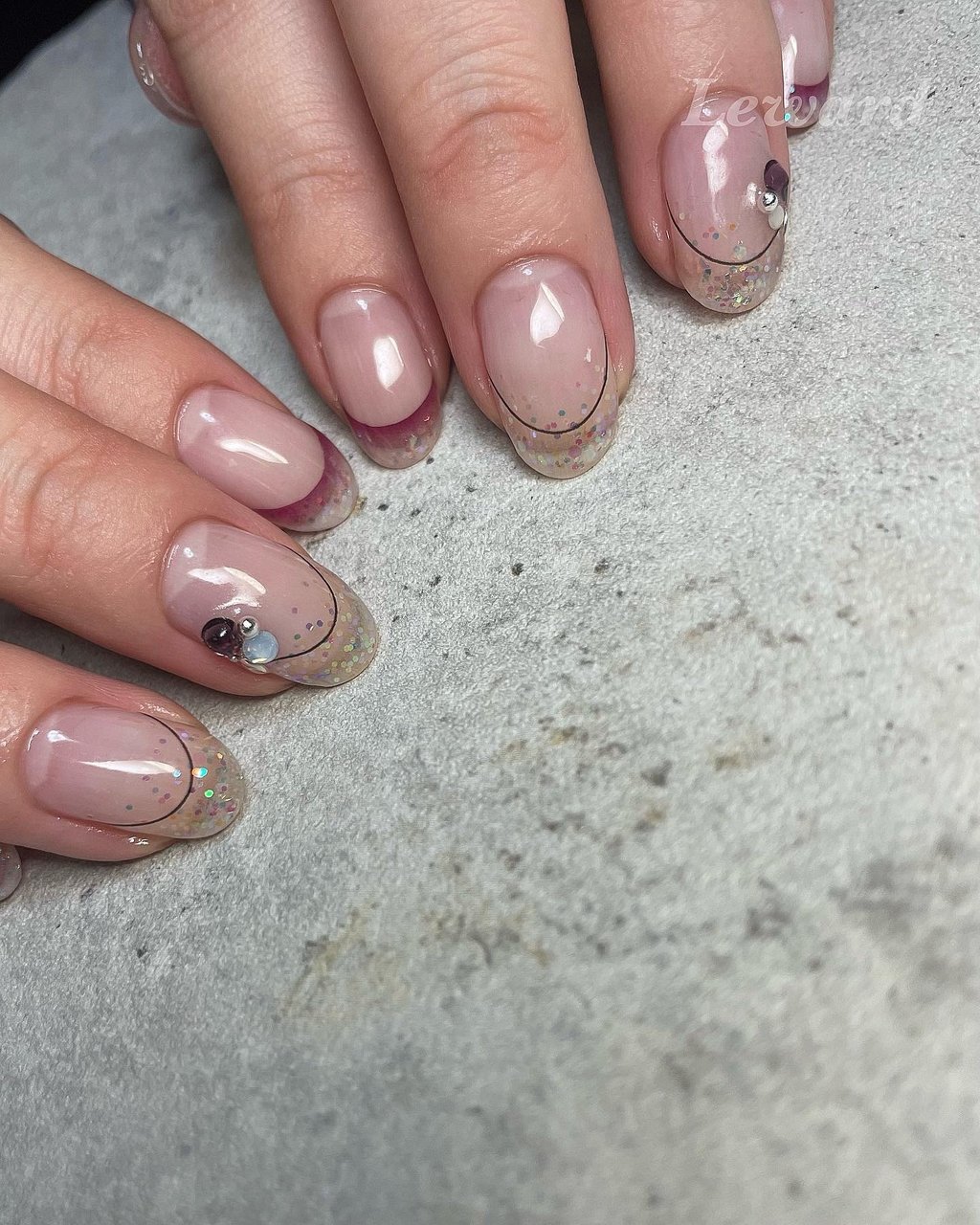 冬 お正月 成人式 ハンド フレンチ Nailsalon Lewardのネイルデザイン No ネイルブック