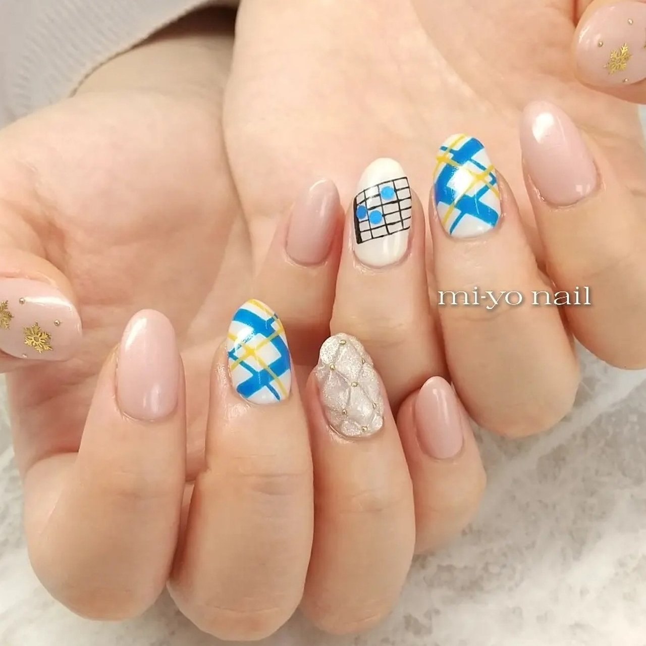 冬/ライブ/ハンド/チェック/雪の結晶 - mi-yoのネイルデザイン[No