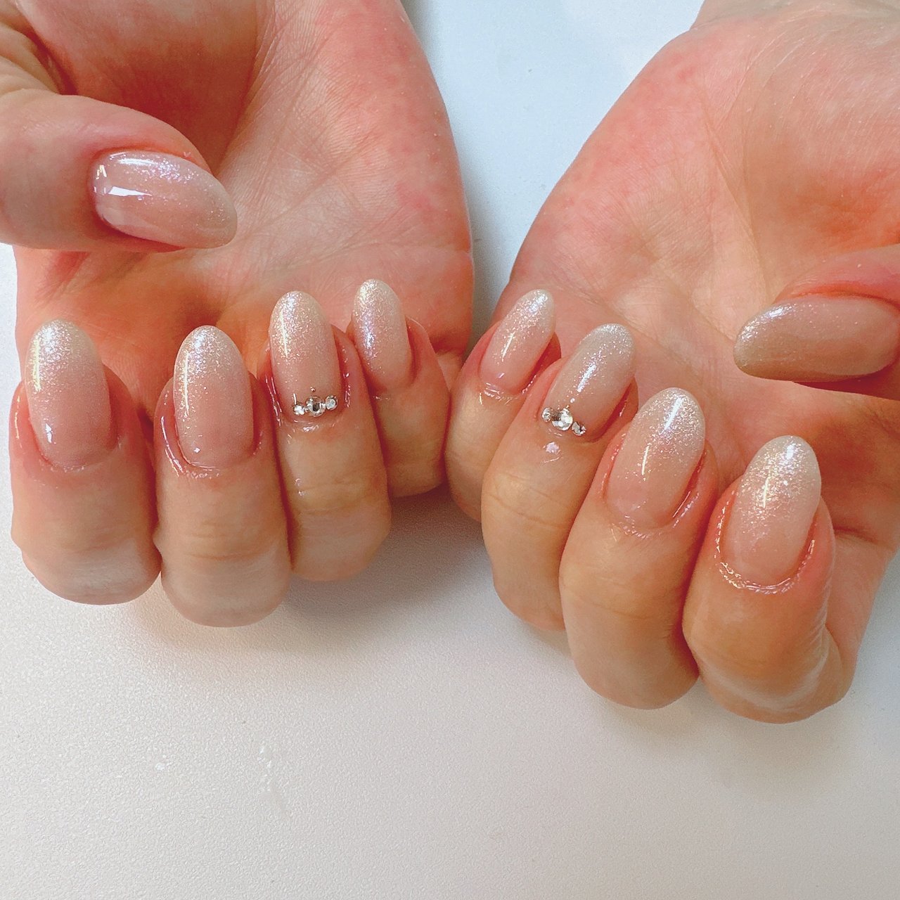 グラデーション ホワイト 京都伏見abientotprivatenailsalon カルジェル専門ネイルサロンのネイル デザイン No ネイルブック