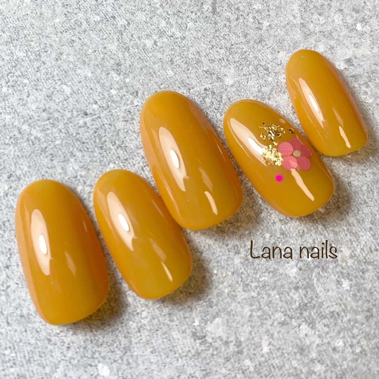 お正月 成人式 ハンド ワンカラー ショート Lana Nailsのネイルデザイン No ネイルブック