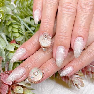 ネイルパーツ バルーン 蓄光（マグネットネイルのネイルデザイン