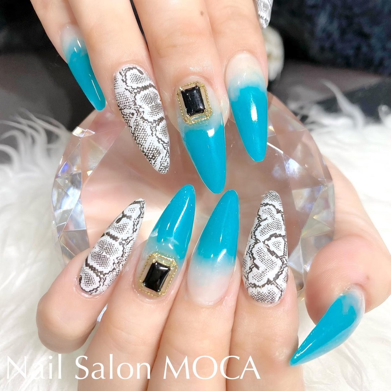 オールシーズン 成人式 ブライダル パーティー ハンド Nail Salon Mocaのネイルデザイン No ネイルブック