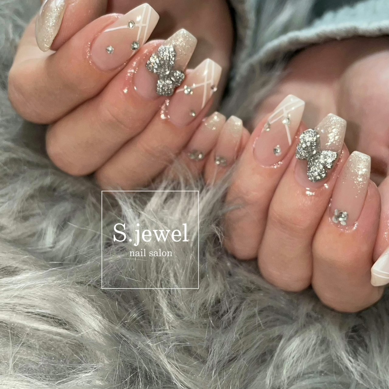 ネイルチップ ワンホン リボン ビジュー グラデ