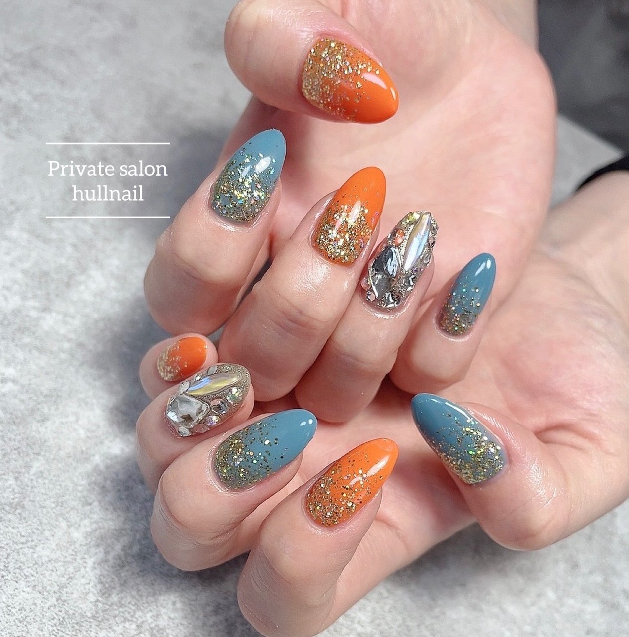 オールシーズン/ハンド/グラデーション/ラメ/オレンジ hull nailのネイルデザイン[No.7820847]｜ネイルブック