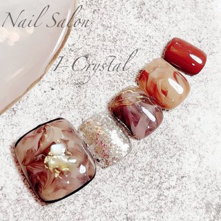ニュアンスなバレンタインネイル♡ ⁡
フットなチョコネイルシリーズ🍫
⁡
季節ネイルの中でバレンタインのチョコネイルをするのが1番好きです♡
⁡
オーダーしてくださると喜びます😊✨

足元を見せない季節も、ご自分の為のバレンタイン♪
𓂃𓂃𓈒𓂃𓂃𓈒𓂃𓂃𓈒𓂃𓂃𓈒𓂃𓂃𓈒𓂃𓂃𓈒𓂃𓂃𓈒𓂃𓂃𓈒𓂃𓂃𓈒
⁡
お爪に優しい𓐍°𓏸𓈒ベースフィルイン推奨店𓈒𓂂°𓐍
⁡
美しくありたい女性を確かな技術でサポートします。
こんなサロンを求める方に♪
⁡
❤︎︎仕上がりが良く、持ちが４週以上。
❤︎︎お爪が薄い、弱くてお困り方。
❤︎︎美しい爪で自信を持ちたい。
❤︎︎自由にデザインアレンジを相談したい。
❤︎︎人目を気にせず、ゆったりと過ごしたい。
❤︎︎どこのサロンでも持ちの悪い方。
⁡
初めてのネイルの方も
当サロンへお任せ下さい。
⁡
お客様それぞれのお爪の美しさを最大限に引き出し、美爪へと導きます。
⁡
手は身体の中で唯一、自分で見て楽しむ事が出来る美容です。指先を彩る事で心が明るくなります✨
⁡
ネイルがお客様にとって素敵な毎日に繋がりますように心を込めて丁寧にネイルをさせて頂きます。
⁡
お客様へ上質なネイルを。指先から𝐻𝒶𝓅𝓅𝓎を・・・❤︎︎
𓂃𓂃𓈒𓂃𓂃𓈒𓂃𓂃𓈒𓂃𓂃𓈒𓂃𓈒𓂃𓂃𓈒𓂃𓂃𓈒𓂃𓈒𓂃𓂃𓈒𓂃𓂃𓈒
⁡
埼玉県熊谷市にある
大人の女性の為のネイルサロン
⁡
𝒩𝒶𝒾𝓁𝒮𝒶𝓁𝑜𝓃 𝐼-𝒞𝓇𝓎𝓈𝓉𝒶𝓁アイ・クリスタル
⁡
❃女性専用、完全予約
❃𝒪𝓅𝑒𝓃𝟫:𝟢𝟢〜𝟣𝟫:𝟢𝟢(受付𝟣𝟪:𝟢𝟢)
❃𝒞𝓁𝑜𝓈𝑒日曜、祝日
❃無料駐車場
 ❃お子様連れ𝒪𝒦!
(3歳〜なんとなく待てる子で♡)
⁡
✴︎ご予約はこちら✴︎
ネイルブック ℎ𝑡𝑡𝑝𝑠://𝑛𝑎𝑖𝑙𝑏𝑜𝑜𝑘.𝑗𝑝/𝑛𝑎𝑖𝑙-𝑠𝑎𝑙𝑜𝑛/18682/
もしくは𝒟𝑀下さい♡
お客様との出会いを楽しみにしています♪
𓂃𓂃𓈒𓂃𓂃𓈒𓂃𓂃𓈒𓂃𓂃𓈒𓂃𓂃𓈒𓂃𓂃𓈒𓂃𓂃𓈒𓂃𓂃𓈒𓂃𓂃𓈒
#熊谷#熊谷ネイル#熊谷ネイルサロン#行田#行田市#行田ネイル#行田市ネイル#東松山#東松山ネイル#籠原#籠原ネイル#滑川町ネイル#滑川町#ネイルサロンアイクリスタル#アイクリスタル#ニュアンスネイル#冬ネイル#バレンタインネイル#女子ネイル#ネイルブック掲載#ネイルデザインタグ名#ネイルブック#2023バレンタインネイル #バレンタイン #フット #マーブル #ショート #スクエアオフ #ブラウン #グレージュ #ブラック #ジェルネイル #ネイルチップ #Nail Salon I-Crystal #ネイルブック