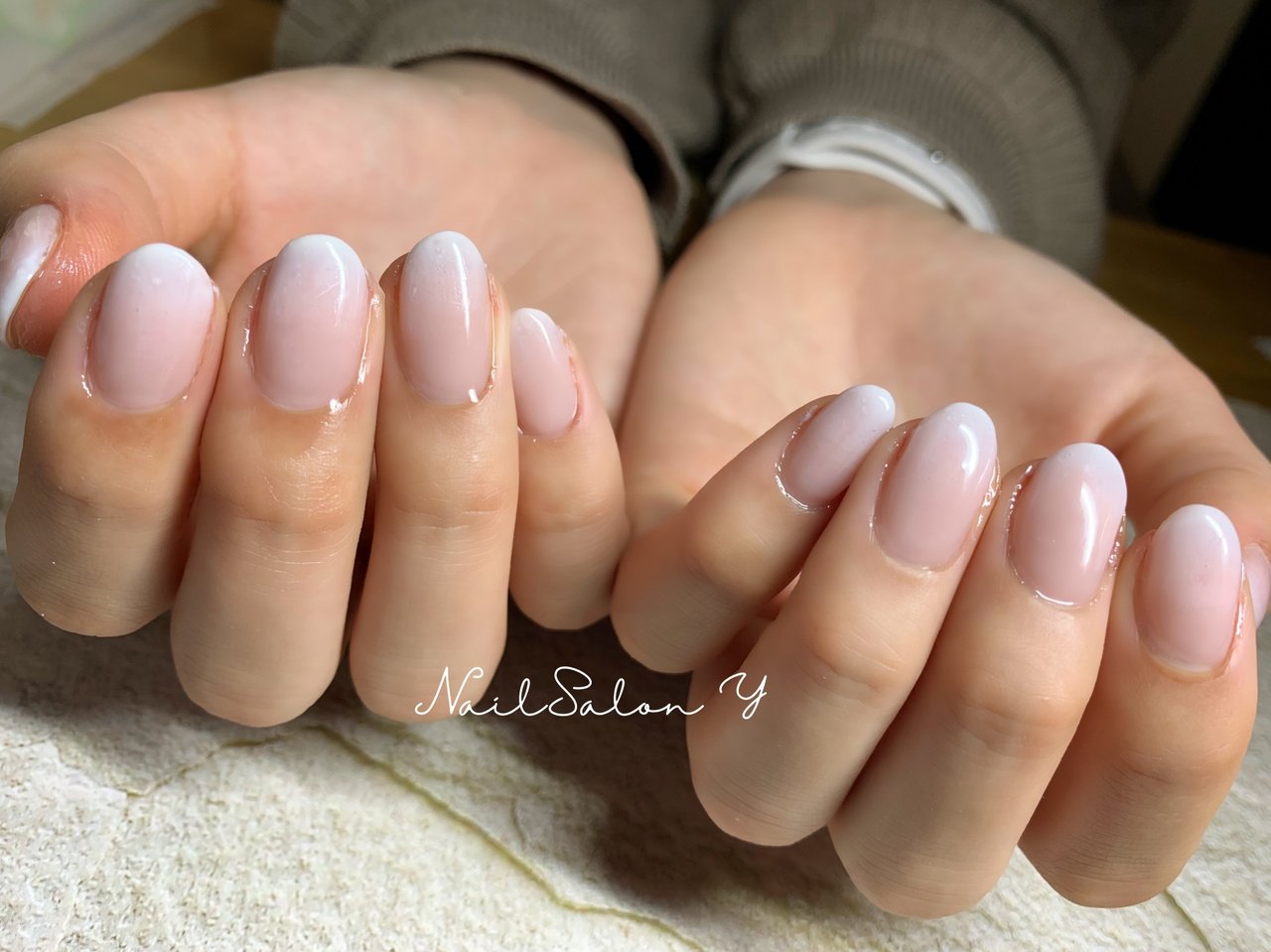 成人式 ブライダル パーティー ハンド グラデーション Nailsalon Yのネイルデザイン No 734 ネイルブック