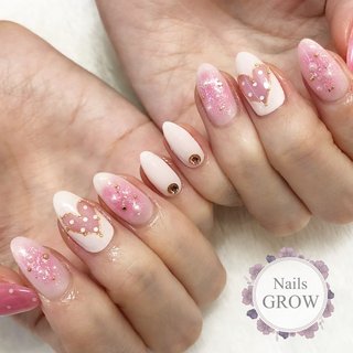 くりぬき/チークのネイルデザイン｜ネイルブック