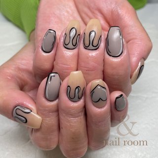 流行りのコミックネイル💅 12月デザインでしたが
まだまだ可愛いく
指先に使えると思います😆💗

デザインなども相談しながら
進めていきますので
気になる事は気にせずお聞きください😌💕

#福井ネイル#ネイルサロン福井#アートし放題#ジェルネイル#ジェリップ取り扱い店#美爪#艶々ワンカラー#綺麗のお手伝いさせてください#nailroomand#お爪のお悩み解決します#kokoist#フットネイル#デコラティブネイル#アイスネイル#ニュアンス#クリアフレンチ#マグネットジェル#マグネットネイル#韓流ネイル#蝶々ネイル.＃氷ネイル#クリアフレンチ #シェルネイル #ニュアンスネイル#ファイヤーネイル#ぶどうネイル#ウェディングネイルアート#ワンホンネイル＃中国ネイル#夏ネイル＃オンブレネイル#オンブレフレンチ#コミックネイル #冬 #オールシーズン #卒業式 #旅行 #ハンド #くりぬき #個性派 #韓国 #ミディアム #コフィン #ベージュ #ブラック #ジェルネイル #お客様 #nailroom ＆ #ネイルブック