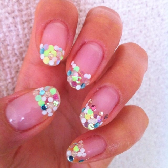 春 ホログラム カラフル セルフネイル Hiro Gptのネイルデザイン No ネイルブック