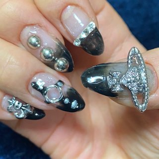 ブラック(黒)/#メンヘラネイルのネイルデザイン｜ネイルブック 