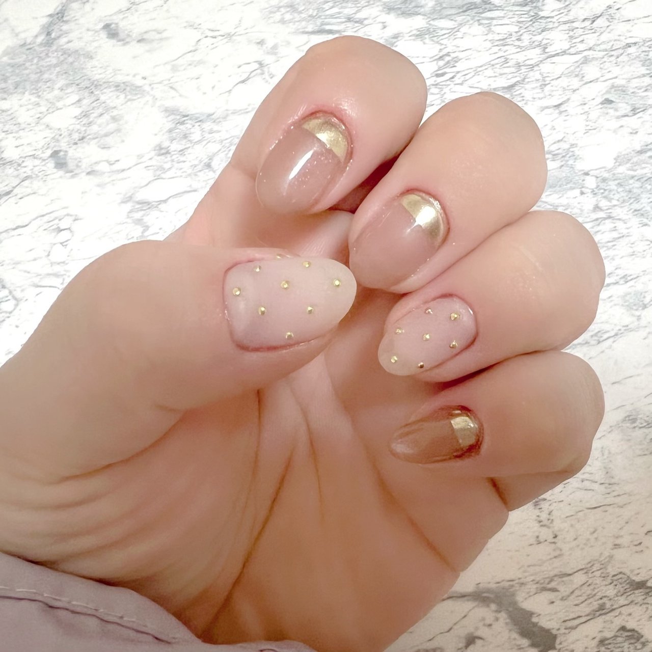 オールシーズン/ハンド/ショート/オーバル/ベージュ - そにんのネイル