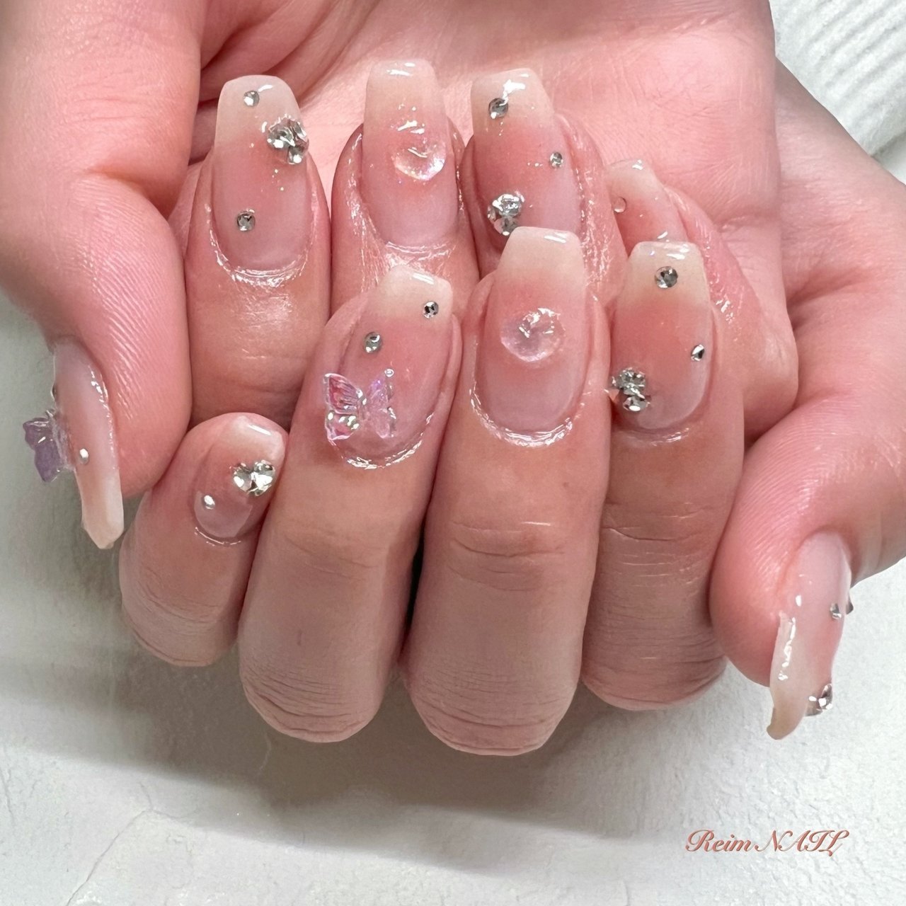 オールシーズン/ハンド/ビジュー/ハート/チーク - Reimのネイル