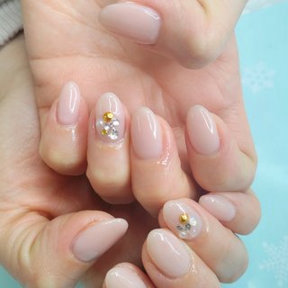 ビジュー ワンポイントのネイルデザイン ネイルブック