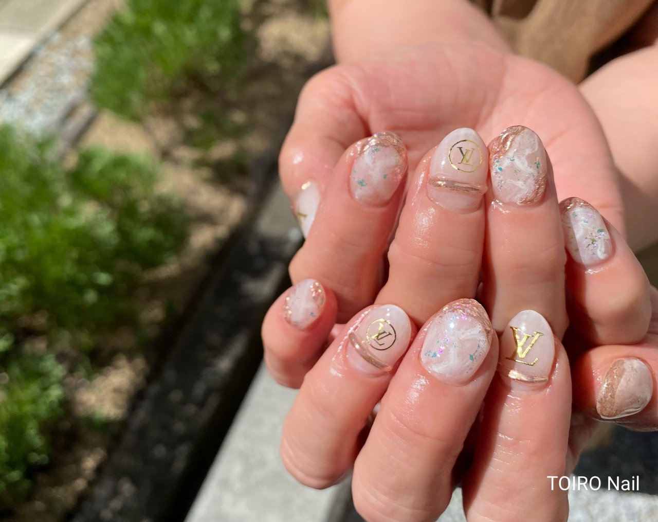 夏/リゾート/ハンド/大理石/ミラー - TOIRO_Nailのネイルデザイン[No