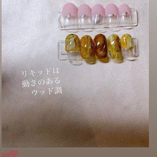 ミラーなので、手書きで、大きさ・色も選べる💡 ✨💡アイディアしだい✨
#peypey申請中#子育て応援券申請したい🔥思考錯誤中#リキッドニュアンスサンプル増やしたい。
リキッドは全く一緒というより、こんな感じのイメージに仕上がります。。。🙇🏻‍♀️
#甘皮角質ケア#爪周りの硬い角質ケア(ふやかしてケア)#ウォーターケア✨#ネイル＃フィルイン#ジェルネイル#ネイルケア#オフ込み#ハンドケア#ネイルサロン#杉並区浜田山ネイル#浜田山駅徒歩２分ネイル#ネイルニュアンスネイル#シンプルネイル#アセンションネイル🌕✨
🔆平日11:00〜15:00(最終受付)
※要ご予約申請
プロフィールリンクより🔆お待ちしております。
ハンド¥4000 〜¥5000
フット¥5000
※ジェルオフ有無に関わらず
デザイン・カラーはサンプル内より、カラーは爪に乗せてお試し頂き絞っていきます。💡
約1時間30分くらいの施術時間となっております。(基本枠11:00〜13:00〜15:00〜) #Key-nail #ネイルブック