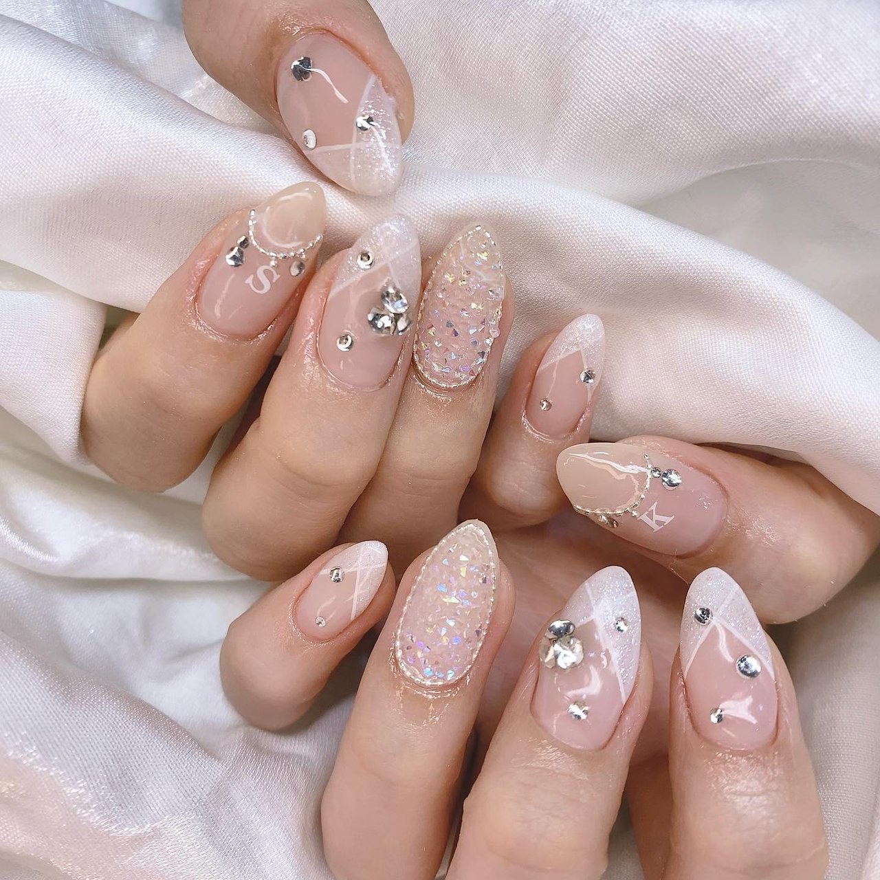 秋/フレンチ/パール/キラキラ/ワンホン - かおるのネイルデザイン[No