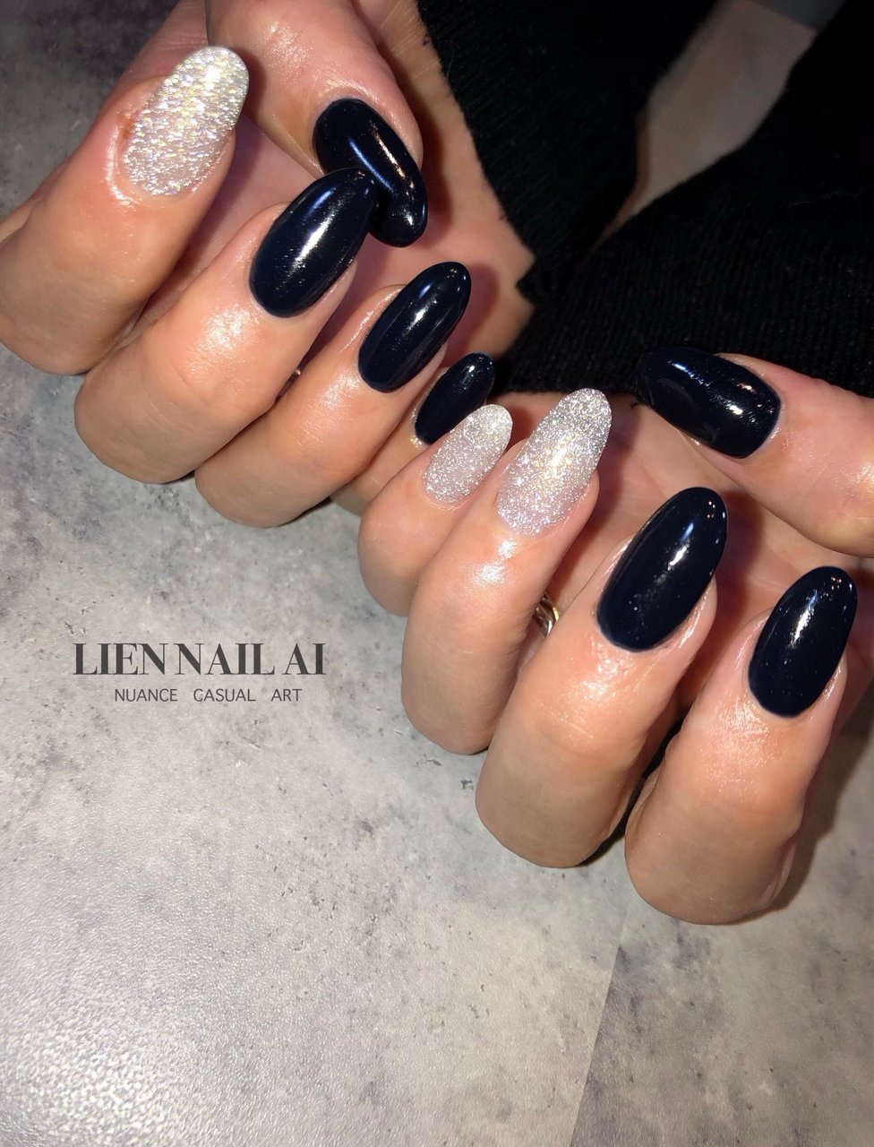 冬/ハンド/シンプル/ホワイト/ネイビー - I.のネイルデザイン[No