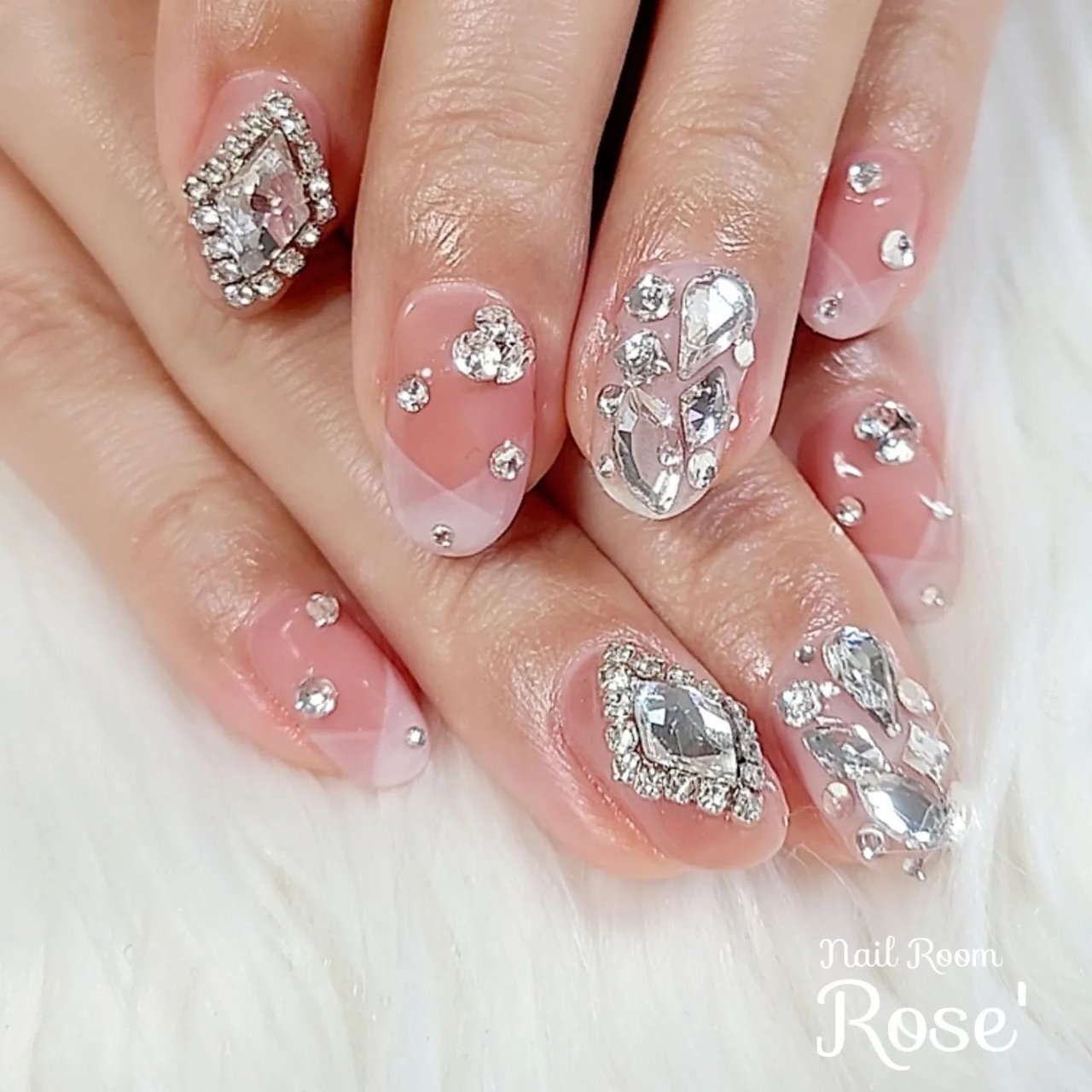 春/ハンド/フレンチ/ビジュー/キラキラ - Nail Salon Rose'のネイル