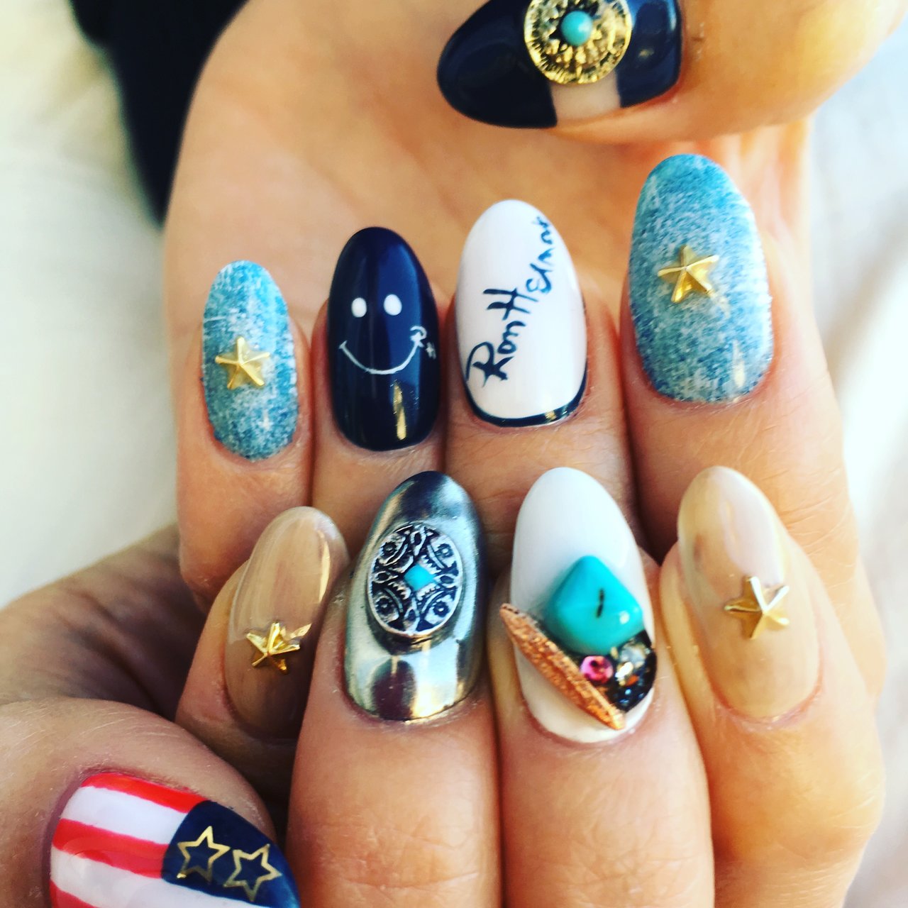 ハンド アンティーク 木目調 国旗 ミディアム Nail House Sed のネイルデザイン No ネイルブック