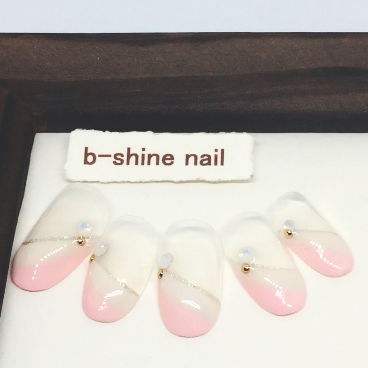 春 オフィス デート 女子会 ハンド B Shine Nail ビーシャインネイル 友尻 映子のネイルデザイン No ネイル ブック