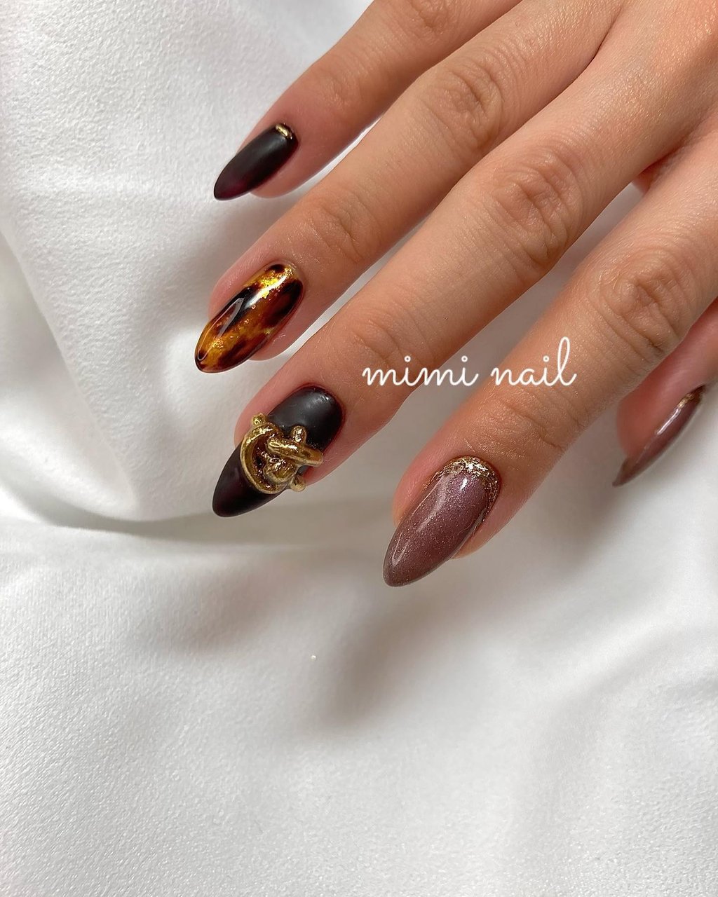 べっ甲/ミラー - minのネイルデザイン[No.7980649]｜ネイルブック