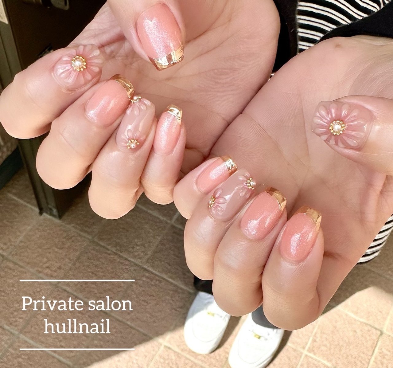 春/ハンド/フレンチ/フラワー/ミラー - hull nailのネイルデザイン[No