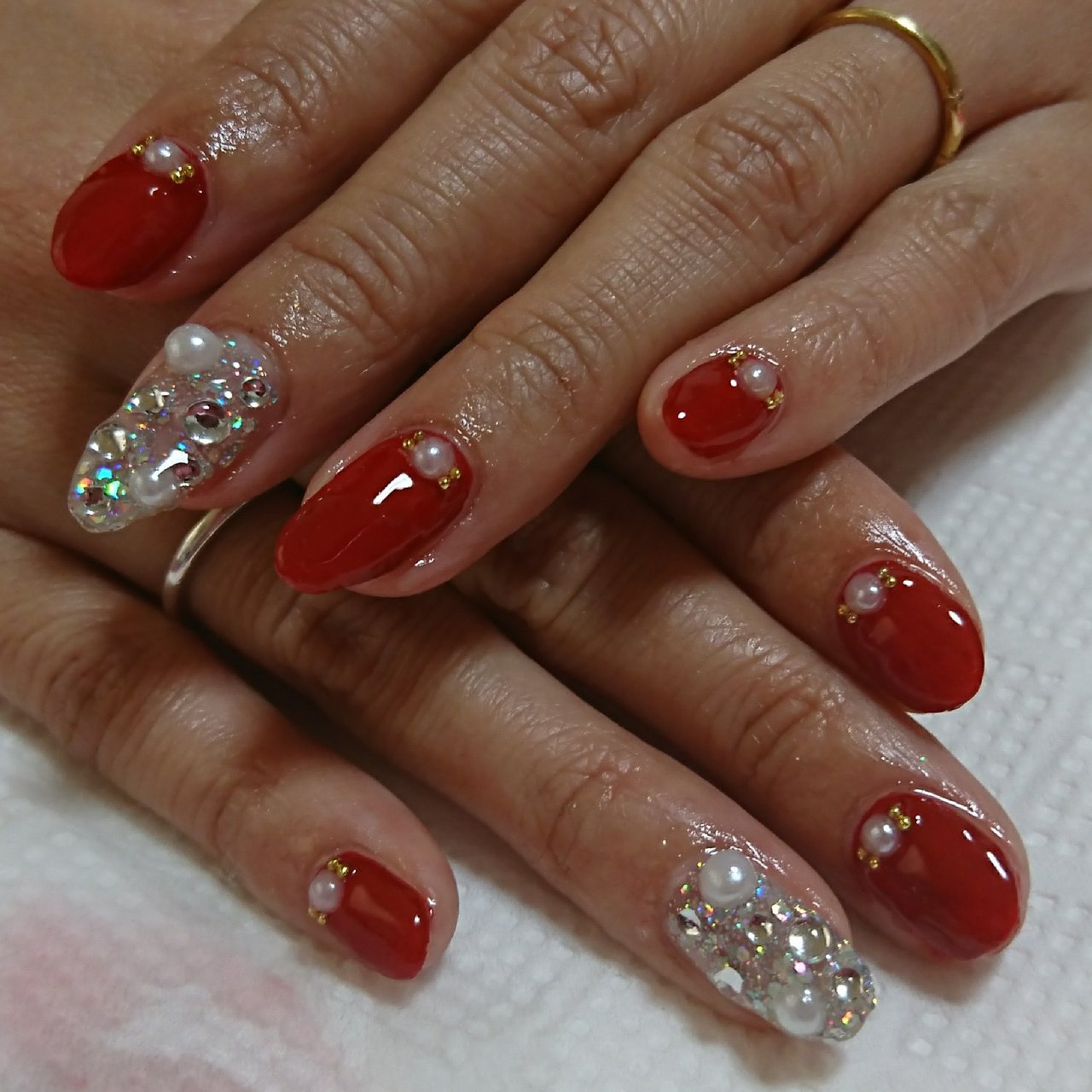 シンプル ラメ ワンカラー パール レッド Miiiimのネイルデザイン No ネイルブック