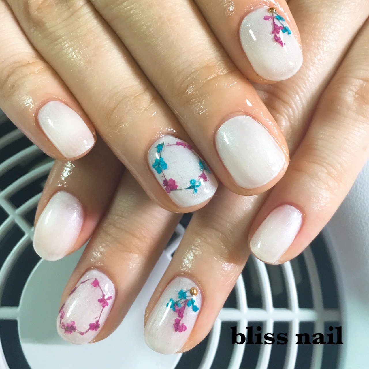 沖縄うるま市ニュアンスbliss Nailブリス ネイルパラジェルフィルインのネイルデザイン No ネイルブック