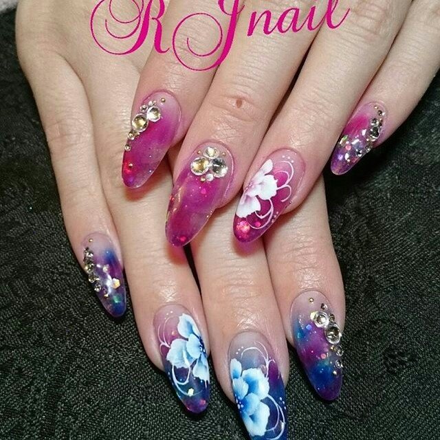 ホログラム フラワー ミディアム ピンク ブルー Rjnail じゅり のネイルデザイン No ネイルブック