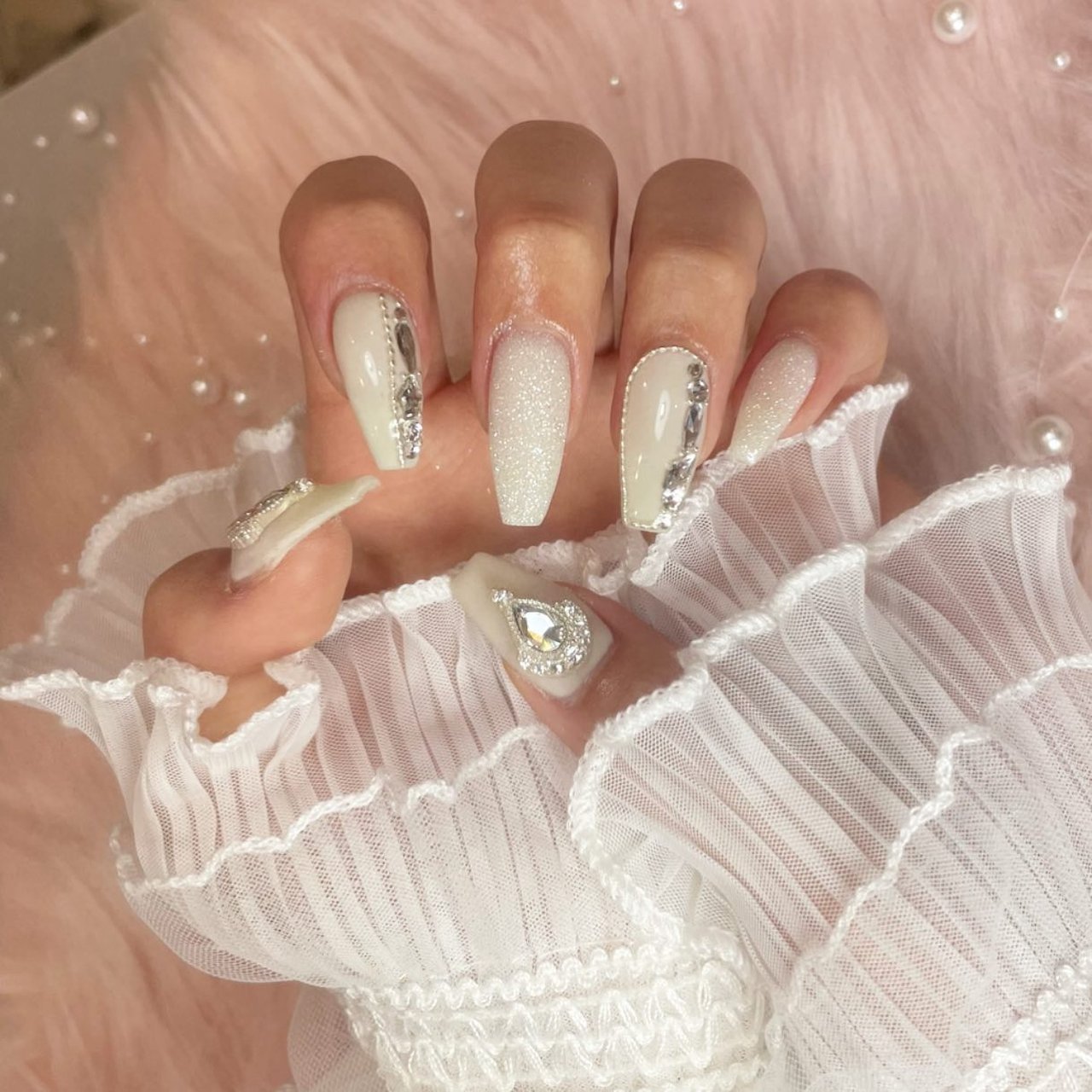 ハンド/シンプル/キラキラ/ワンホン/韓国 - _pinna.のネイルデザイン