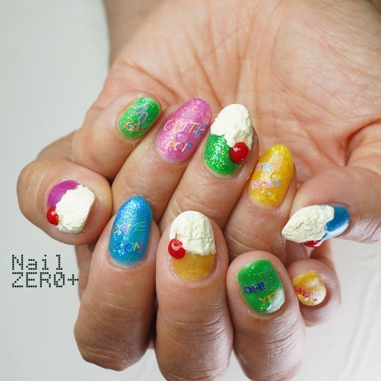 夏/オールシーズン/ハンド/スイーツ/フルーツ - 塩見隼人 [池袋]ネイル