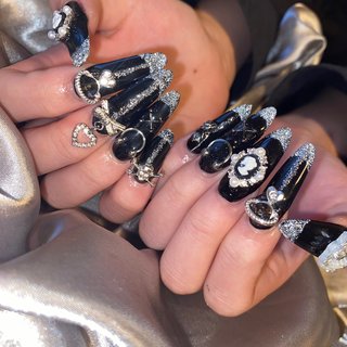 ブラック 天使の羽 ネイルパーツ 12個 Amazon | ネイルパーツ 翼 ネイルパーツ 天使の羽 ネイル