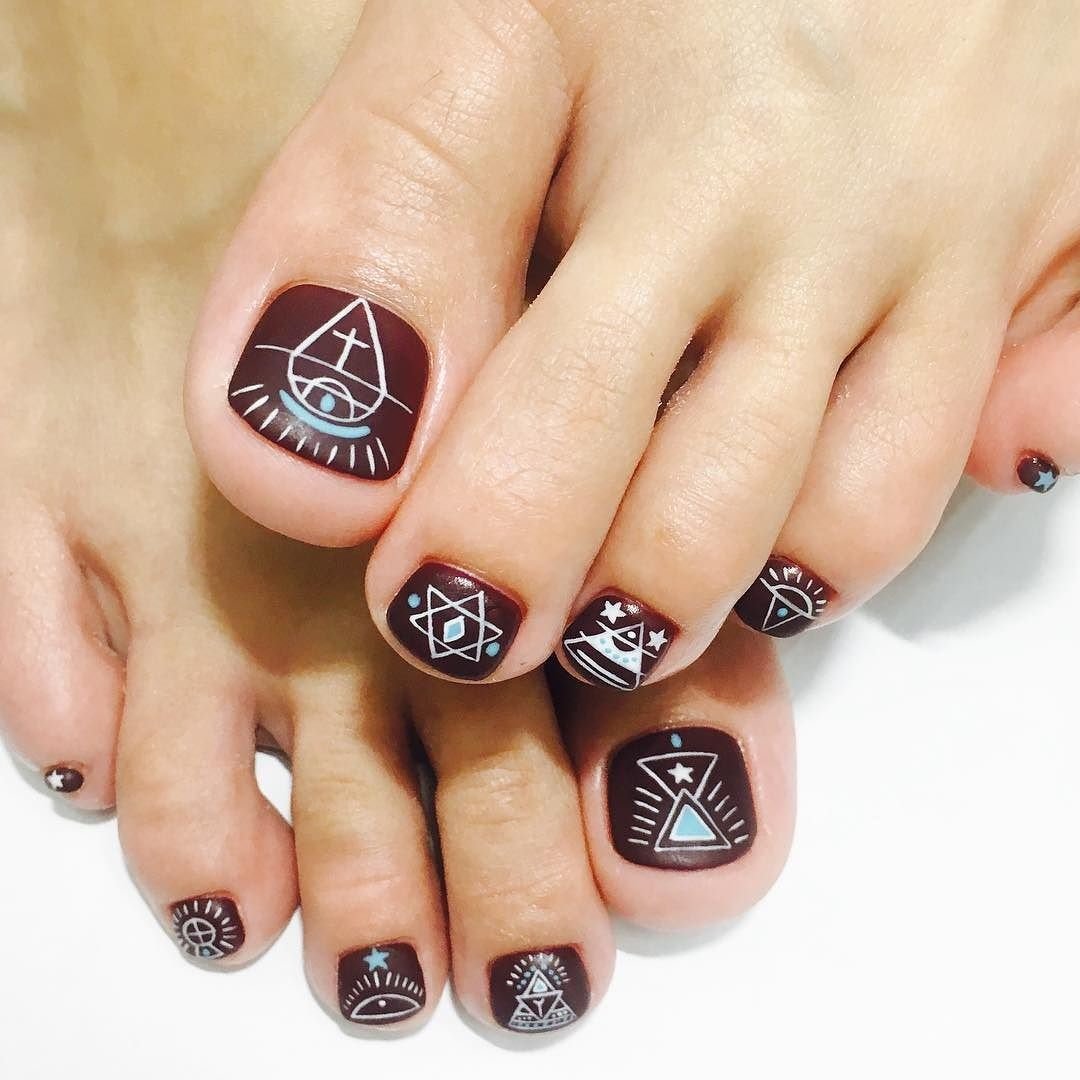 ワンカラー 痛ネイル マット ホワイト ブルー Wonkaのネイルデザイン No ネイルブック