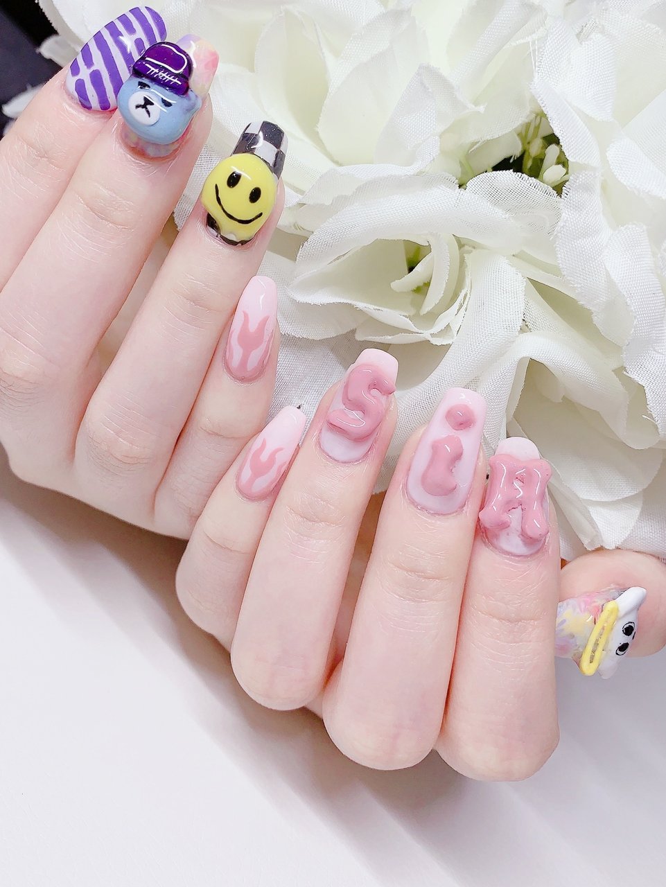 ハンド/痛ネイル/3D/個性派/韓国 - あめちゃんのネイルデザイン[No