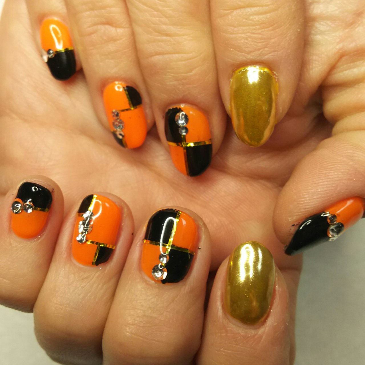 オレンジ ブラック 保土ヶ谷ネイルサロンm Welinaのネイルデザイン No ネイルブック