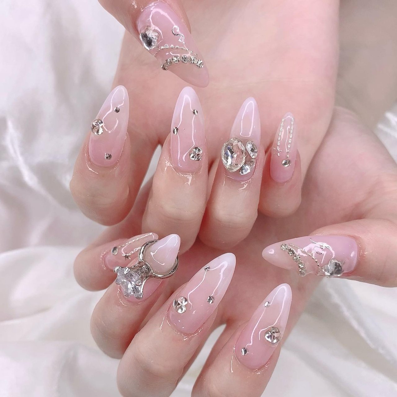 シルバーマグネット　ワンホンネイル　キルティング　ネイルチップ シルバーマグネットワンホンネイルキルティングネイルチップ