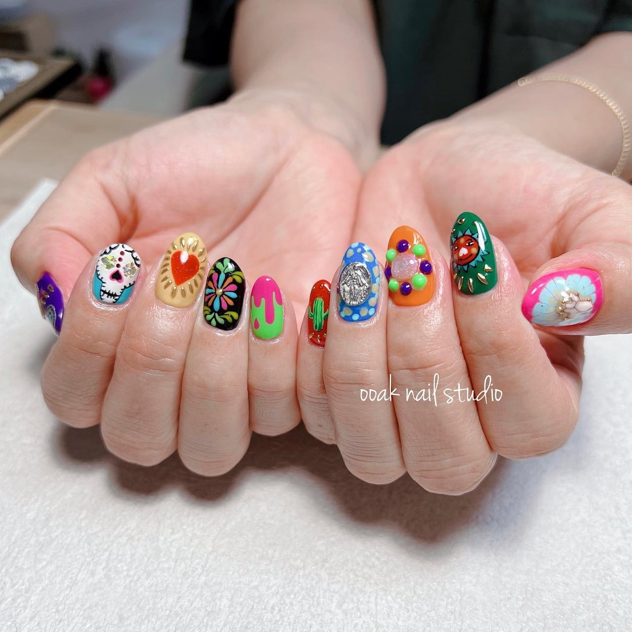 カラフル/ジェルネイル - OOAKのネイルデザイン[No.8080407]｜ネイルブック
