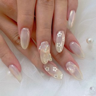 【着画あり】ハンドメイド　蝶々ネイル　チェック柄ネイル　シンプルネイル　可愛い バタフライネイル】パーツや手描きまで♡指先に舞う蝶々が