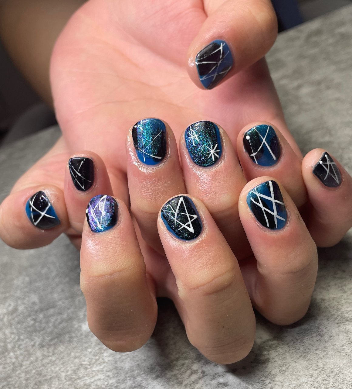 ハンド/ブルー/ネイビー/ブラック - Sharkのネイルデザイン[No.8090940