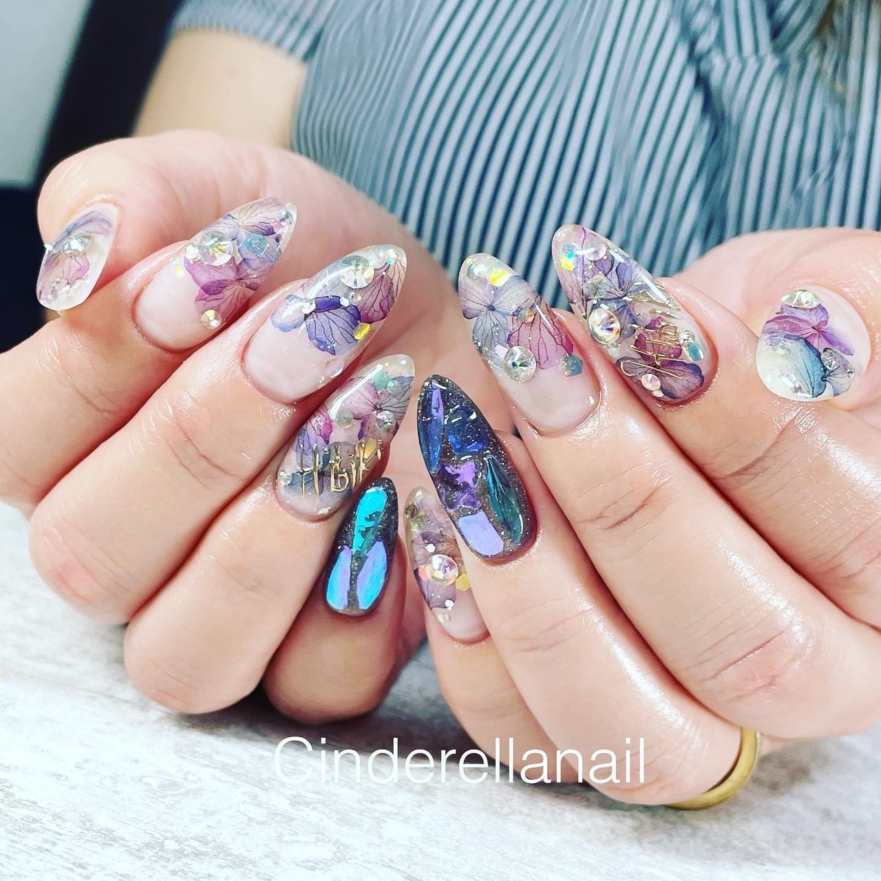 cinderellanailのネイルデザイン[No.8098975]｜ネイルブック