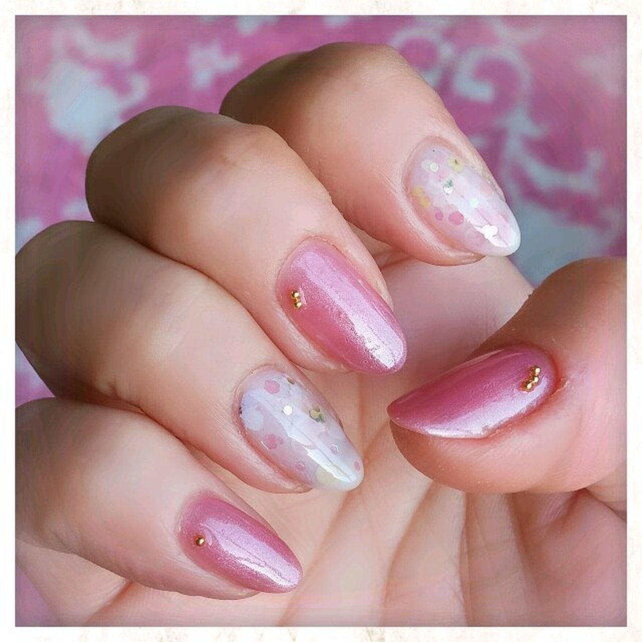 ハンド ホワイト ピンク マニキュア セルフネイル Lazyのネイルデザイン No ネイルブック