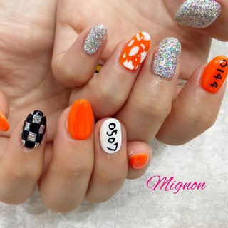 お客様がその場で考えたデザインを再現いたしました☺️✨ 
#ネオンカラー #ネオンネイル #オレンジネイル #市松模様 #ダルメシアン #手描きアートネイル 

#ネイル#ネイルサロン#ネイルアート#ジェルネイル#かわいい#可愛い#followback#Instagoo#follow#f4f#l4l#tagsforlikes
。・°°・苫小牧ネイルサロン・°
°・。

♡beauty salon Mignon♡
苫小牧市本幸町1-3-18
（国道沿いです）
⚫︎0144-35-9393
˚✧₊営業時間⁺˳✧༚9:00〜18:00
（日、祝17:00まで）
最終受付　16:30
（日、祝15:30まで）
公式LINE mignon9393


#nailbook_fan
#mignon 
#beautysalonmignon
#とまこまい
#苫小牧
#苫小牧ネイル低価格
#ネイルサロン
#ねいる
#ミニョン
#苫小牧ネイルサロン #オールシーズン #ハンド #ラメ #ワンカラー #アニマル柄 #キラキラ #個性派 #ホワイト #ブラック #ネオンカラー #Mignon #ネイルブック