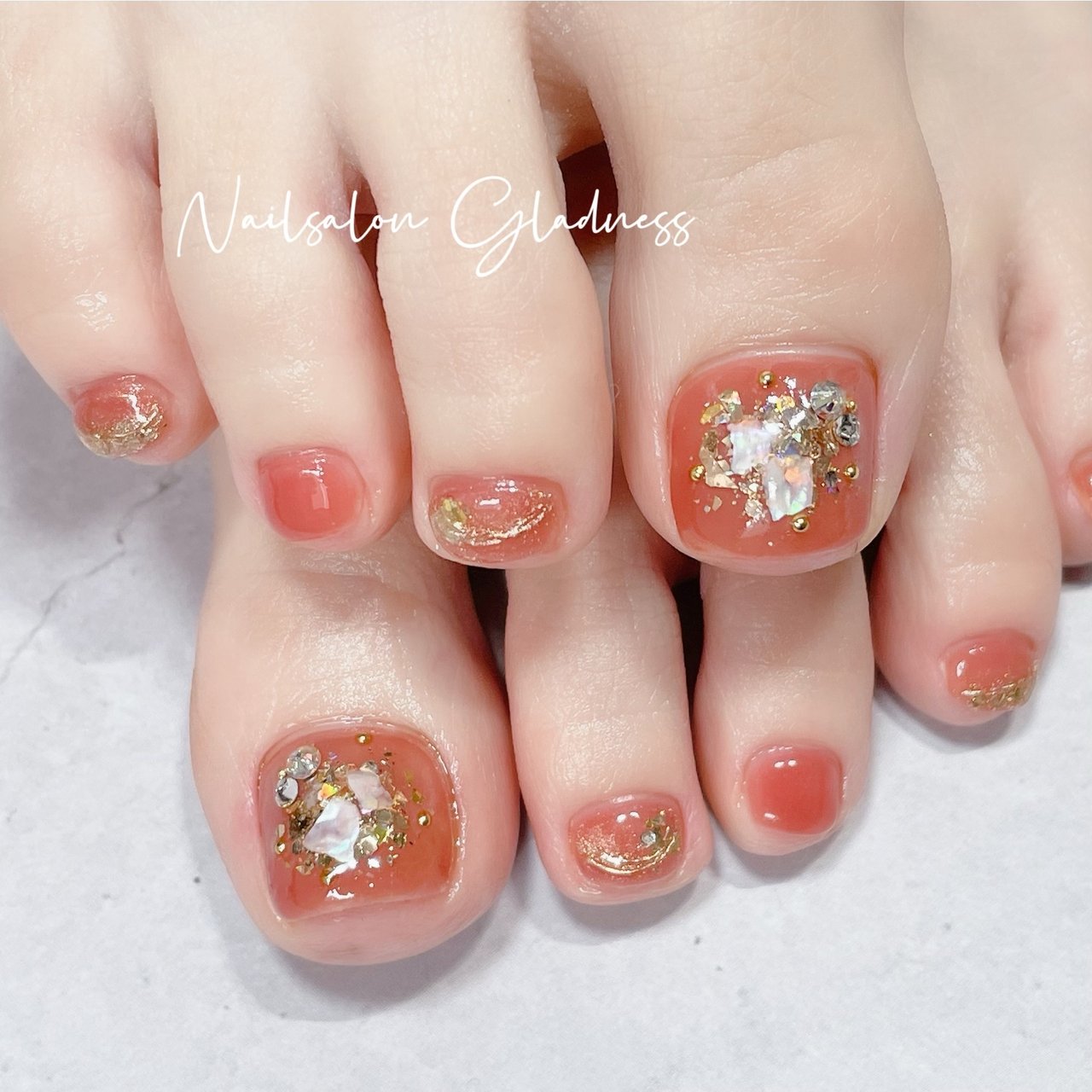 春/夏/フット/シェル/ニュアンス - nailsalon_gladnessのネイル
